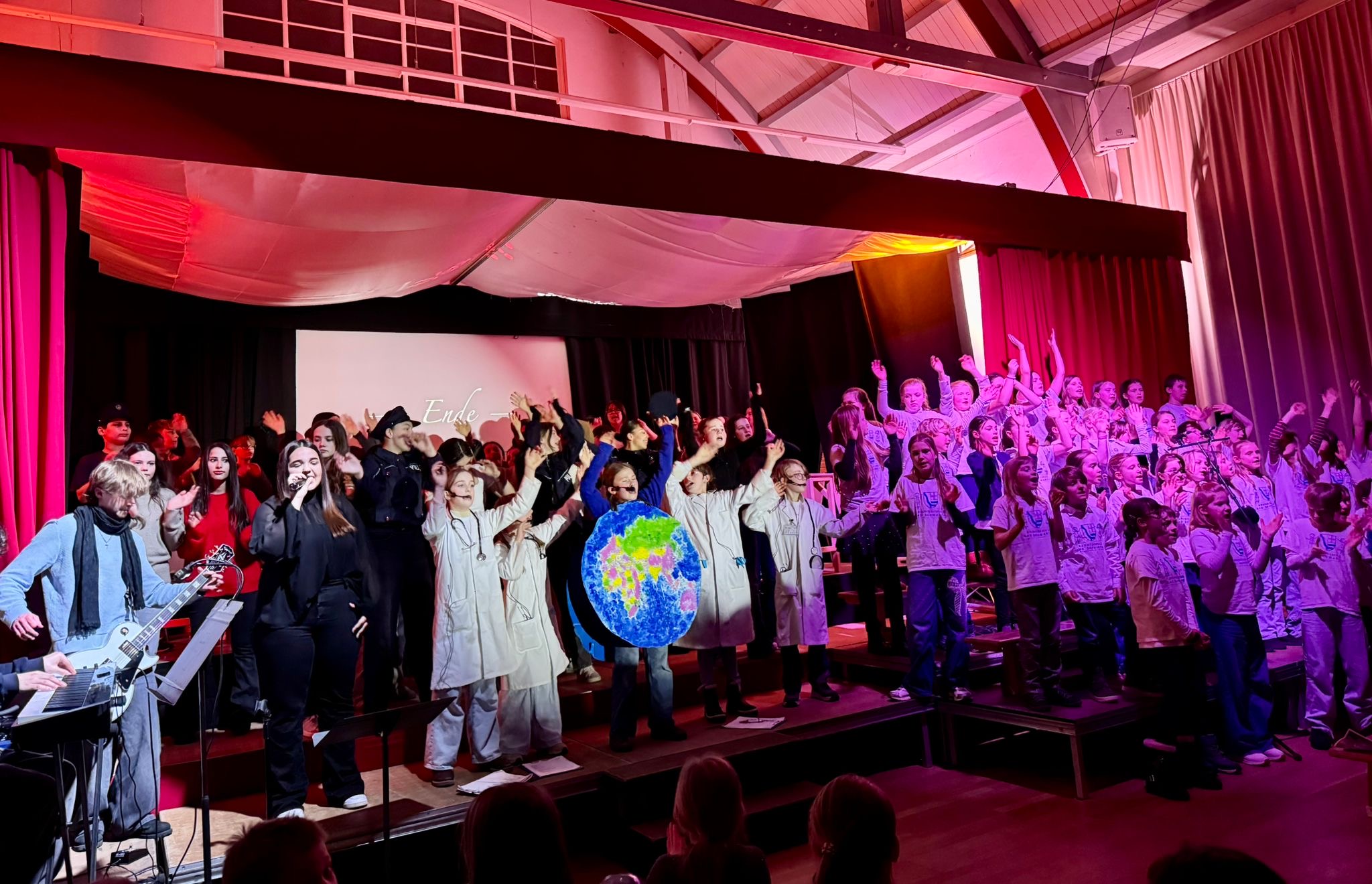 12cea974-7e6b-43df-bd95-4c65c1ae072d